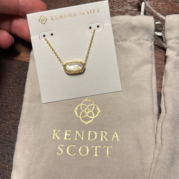 Kendra Scott Elisa Necklace and Ellie Earrings Set - Picture 6 of 7